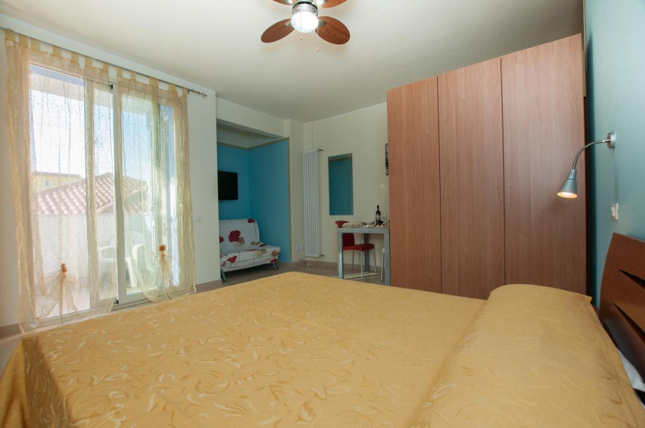 Residence Blu Marine Rimini Extérieur photo