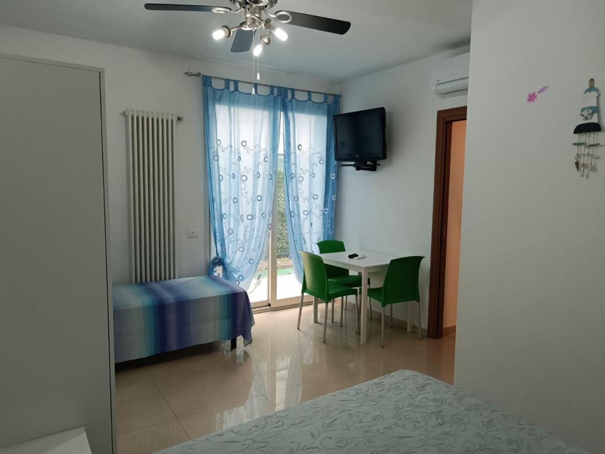 Residence Blu Marine Rimini Extérieur photo