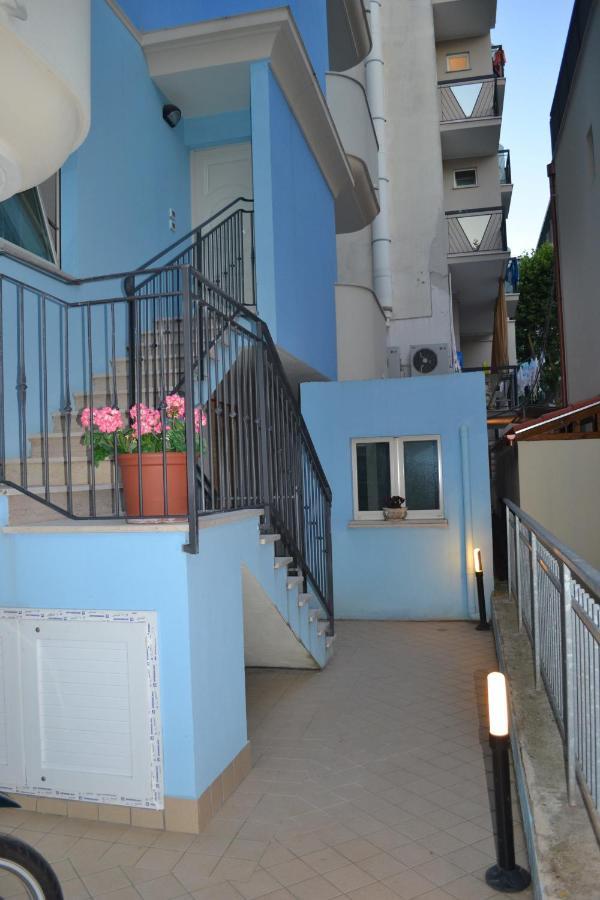 Residence Blu Marine Rimini Extérieur photo
