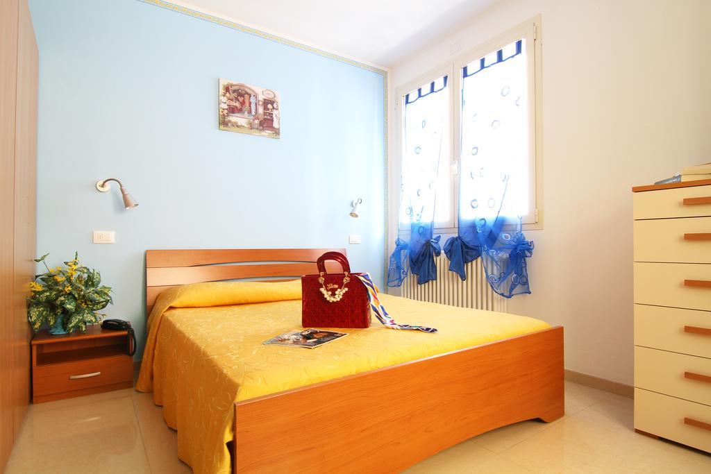 Residence Blu Marine Rimini Chambre photo