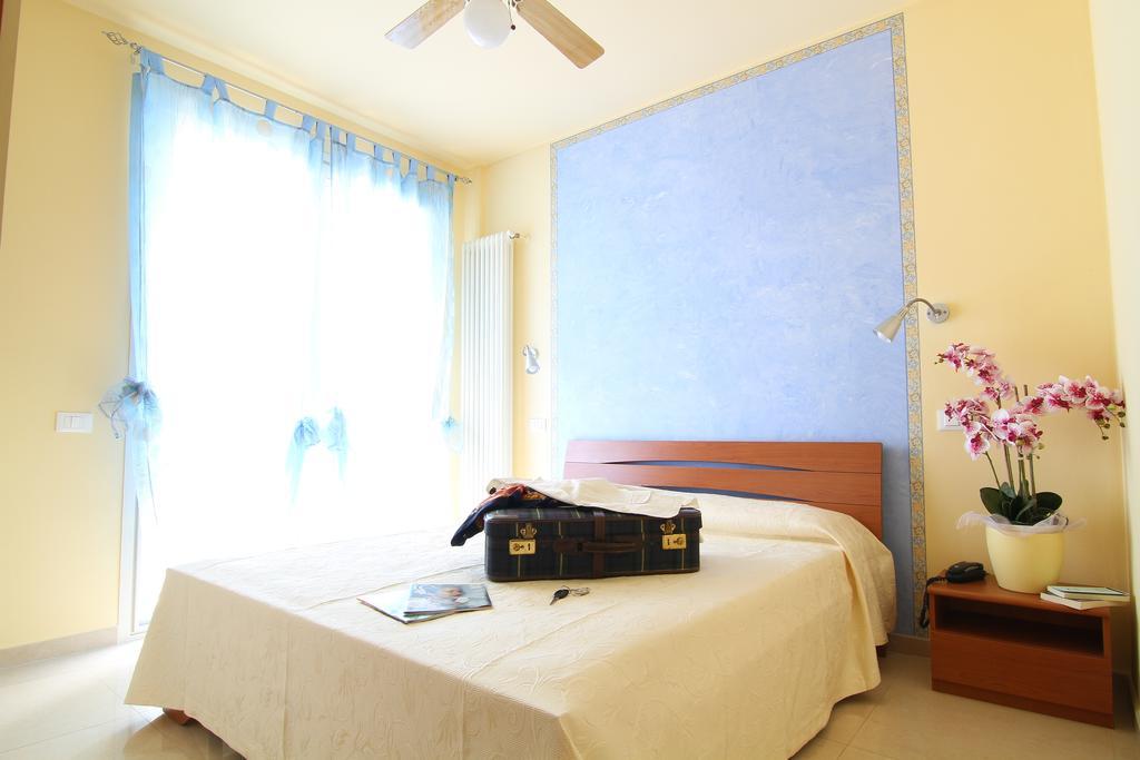 Residence Blu Marine Rimini Chambre photo