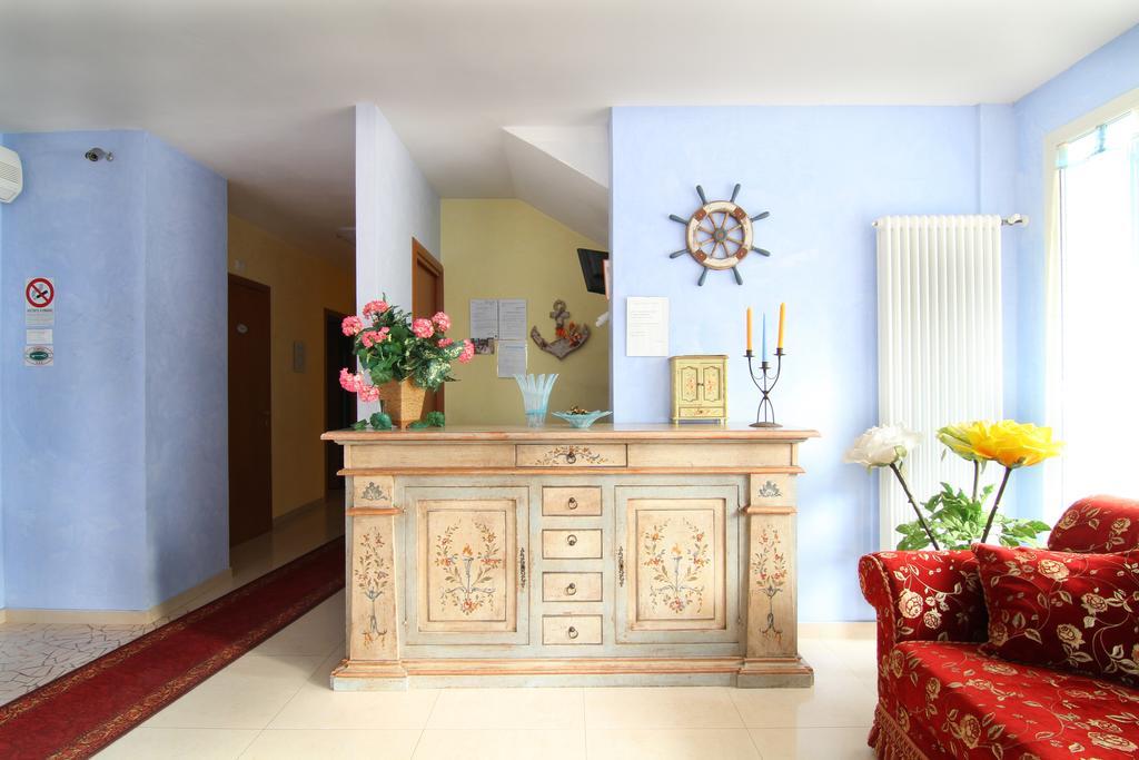 Residence Blu Marine Rimini Extérieur photo